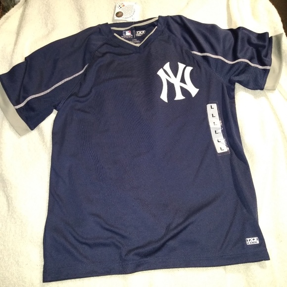 Genuine Merchandise Other - New York Yankees TX3 Cool Tech Tee